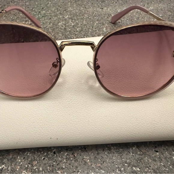 Stylish Gold and Brown Sunglasses